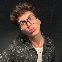 Max Weiss