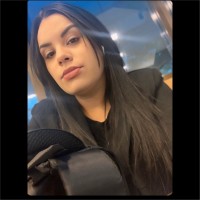 Anna Caroline Moura Gomes
