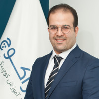 Yaser Motahedin یاسر متحدین کوچ حرفه ای و مدرس بین المللی کوچینگ