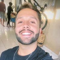 Christopher Almeida