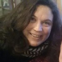Susan Bowser, Falu, Flmi, Acs