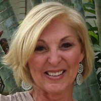 Suzanne Davis