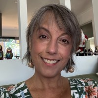 Rowena Harris