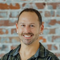 Dustin Genzlinger