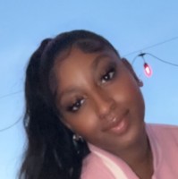 Mouna D