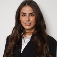 Isabel Van den Broek