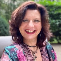 Kirsten van der Velden