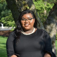 Layla Ogletree, Eit