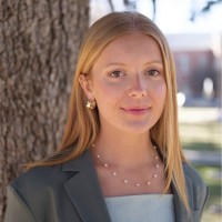Claire Griffiths, Eit