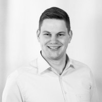 Uwe Schlenker