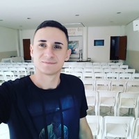 Adriani Camargo Ferro Filho