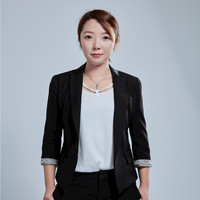 YI HONG
