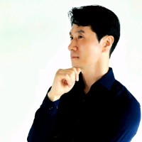 Kyung Hoon Lee