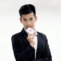 Demy Zhang
