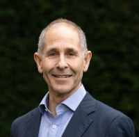 Alan Mason