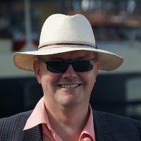 dr. F. (Frank) J.M. van Leerdam