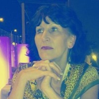 YVONNE RIZOU