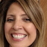 Julie Flores