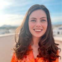 Eva De Leeuw
