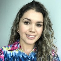 Adriana Dias