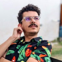 Carlos Flores