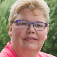 Betske Van Henten-Meijer ✔