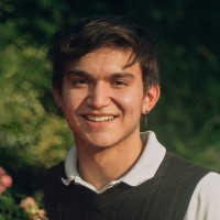 Daniel Hernandez Hollowell