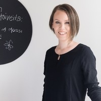 Laura Ahola