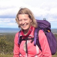 Anna Roos