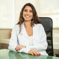 Raquel Souza Azevedo