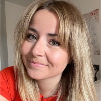 Claudia Kours