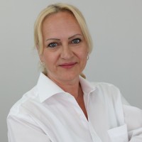 Melanie Gross