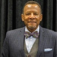 Dr. Jonathan L. Øverby