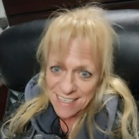 Suzi M.