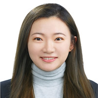 AMANDA HOU