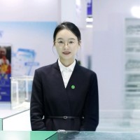 Linda Zuo