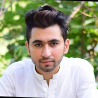 Dr Nouman Naseeb