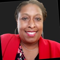 Leslie Lyons