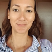 Lan-Anh Aveyard