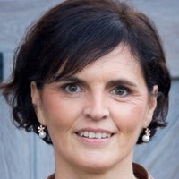 Nicole Dewinter