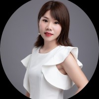 Mia Lau