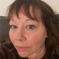 Lesley Wolf