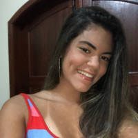 Anna Clara Azeredo