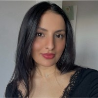 Esra Gülmez