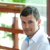 Денис Комаров