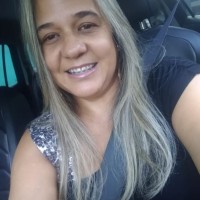 Elaine Cristina Siqueira