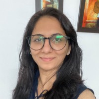 Mona R Kapadia