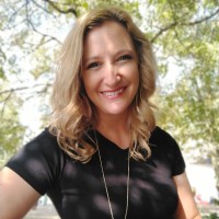 Angela Pierce