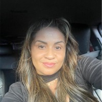 Elizabeth Anjos
