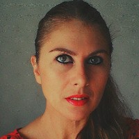 Inma Luna Flores